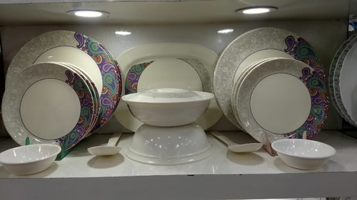 Melamine dinner set
