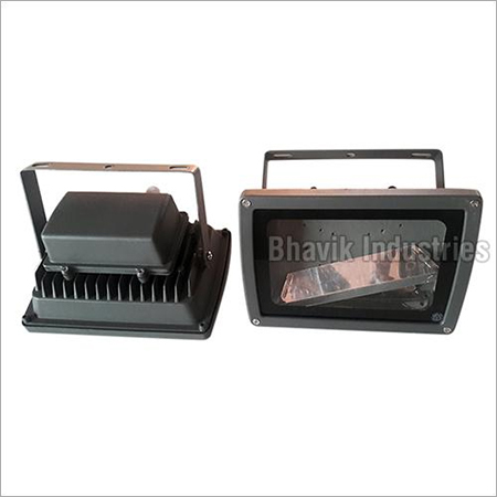 30-50 Watt Flood Light Housing Light Source: D-Gray