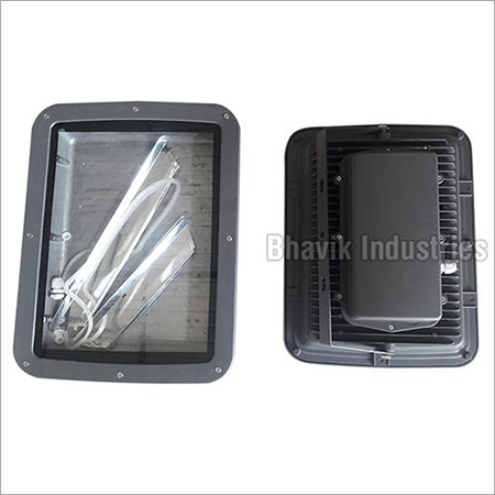 150 Watt Flood Light Housing Light Source: D-Gray