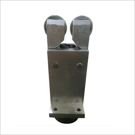 820 SS Roller Entry Guide Box