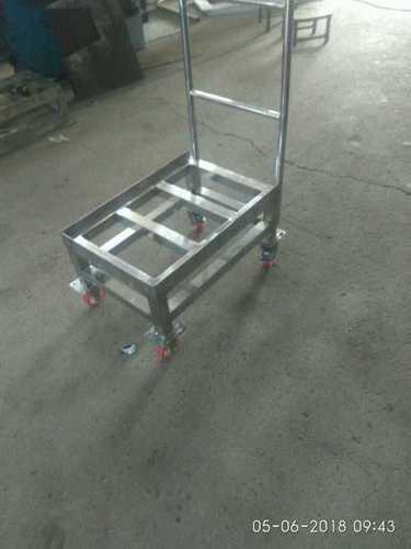 SS Trolleys