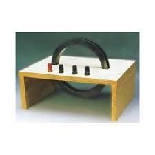 Magnetic Field Table - Wooden Base, Dimensions 400x275x90 mm, Overall Height 170 mm, Features Enamelled Copper Wire Coils