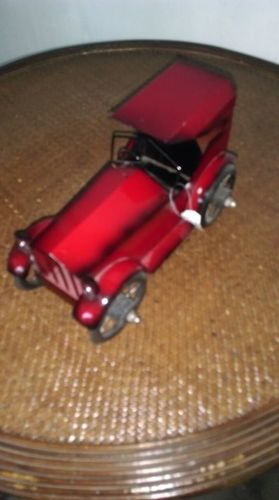 Iron Handicraft Motor Car