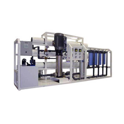 10000 Lph Ro Plant - Other Material, 10000 Liter Storage Capacity | High-efficiency Water Purifier For Raw & Pure Water