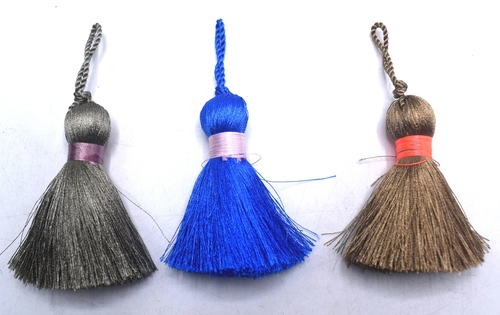 Mini Tassel