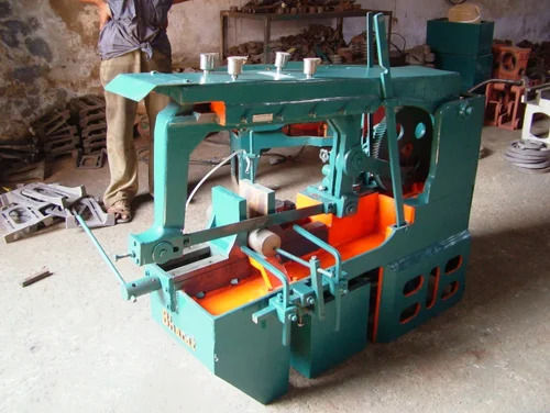 Power Metal Hacksaw Machine