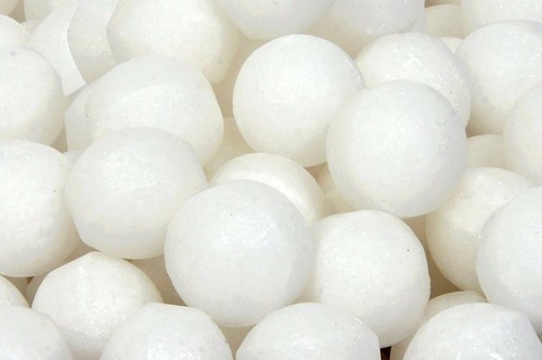 naphthalene balls