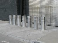 K4 CRASH RATED BOLLARDS