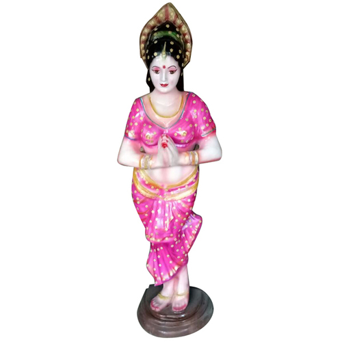 Welcome Lady Statue
