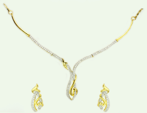 Elegant Torch Necklace Set Gender: Women