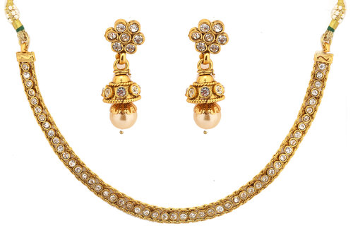 Sleek Gold Necklace Gender: Women