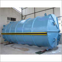Industrial Frp Tank - Fiberglass Reinforced Plastic, Customizable Dimensions, Blue Color, 1000-10000 Gallon Capacity, Cylindrical Shape, Includes Manhole, Vent, And Ladder