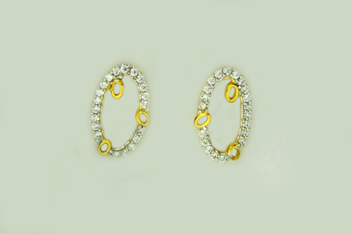 Oval Diamond Earring Gender: Women
