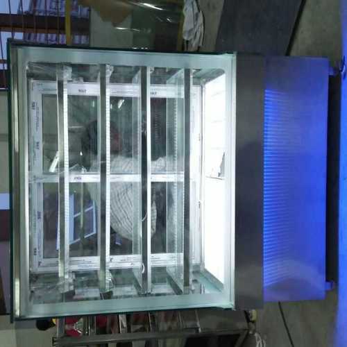 Display Counter - Stainless Steel & Glass Refrigerated Customizable Dimensions LED Lighting Ample Display Space Elegant Design Energy Efficient Adjustable Shelves 1 Year Warranty