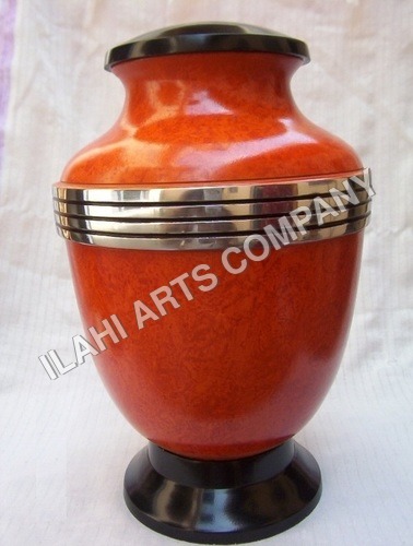 Silver Three Bended Orange Urn