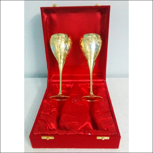 Metal Gold Plated Wine Glass Set