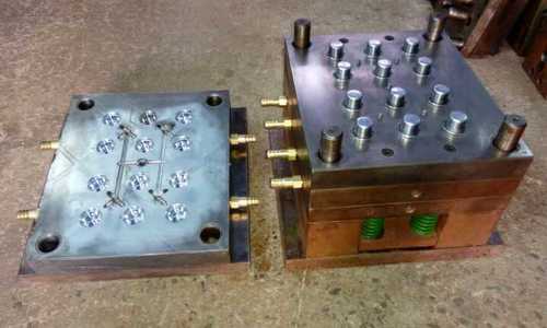 12 cavitey fully auto cap mould
