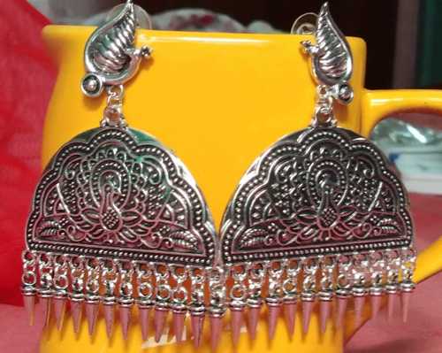 Shell Silver Earring Gender: Women