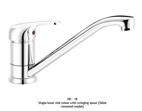 Single lever sink mixer with swinging spout