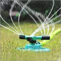 Lawn Sprinkler - Plastic, 10 Inches Diameter | 3 Nozzle Circular Spray Pattern, 1/2 Inch Connection, 3-5 Bar Water Pressure, 0.5 Kg Weight