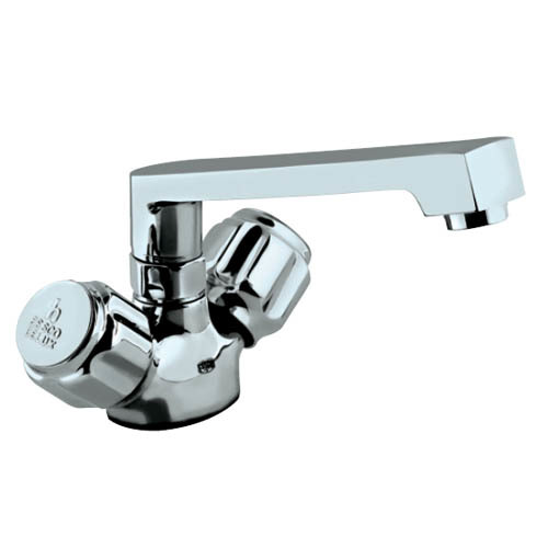Sink Mixer with Swinging Casted Spout