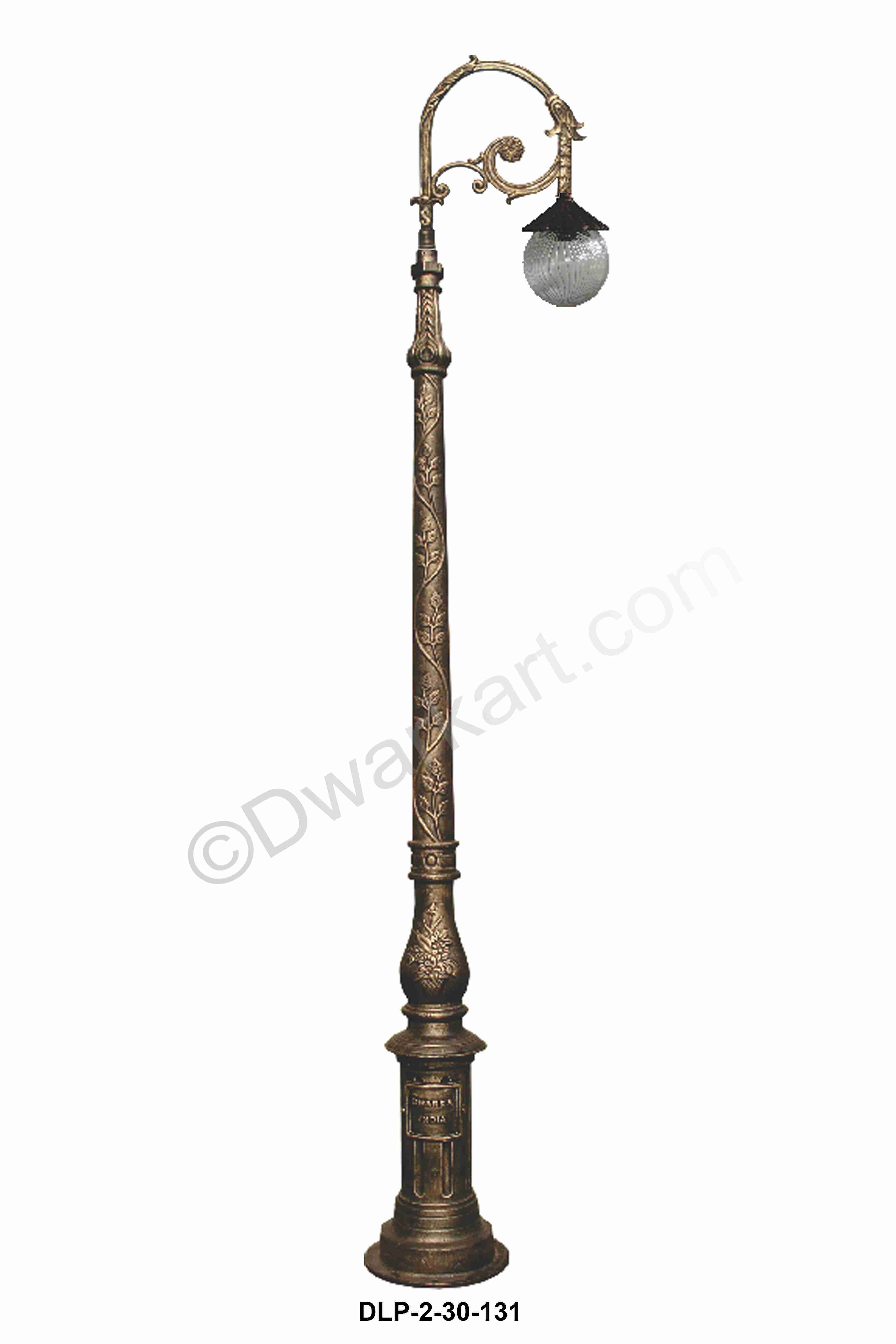 Retro Cast Iron Lamp Post with Bracket and Lamp