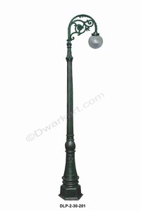 Roseville Cast Iron Lamp Post with Bracket and Light