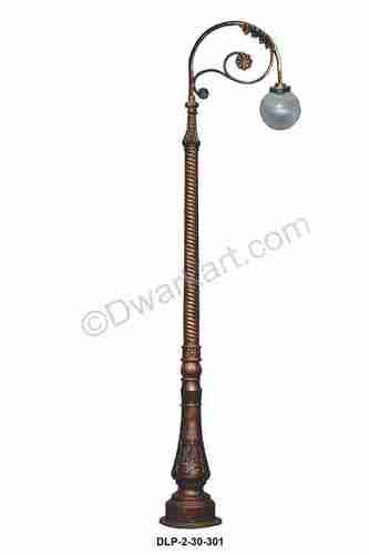 Solviya Antique Cast Iron Lamp Post with Bracket and Light