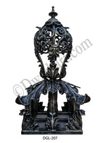 Stefan Cast Iron Gate Light