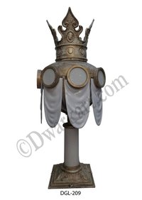 Indian Design Cast Iron Gate Light