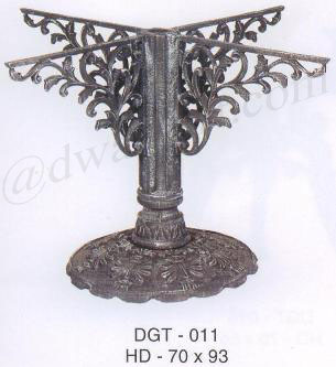 Antonio Cast Iron Garden Table