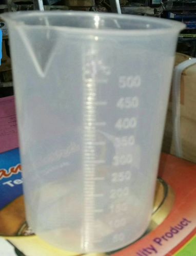 500ml Graduted Plastic Beaker Pack of 10pcs. 500ml Graduted Plastic Beaker Pack of 10pcs.