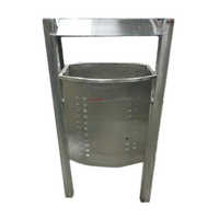 Stainless Steel Dustbin With Stand