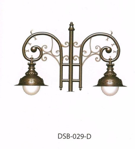 Malvis Cast Iron Street Bracket