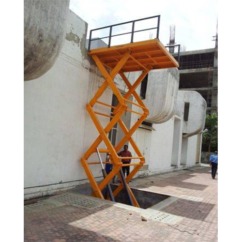 Scissor Lifts (Fixed Type Or Movable Type)