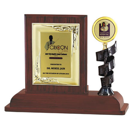Trophies And Awards By BHAI BHAI PLASTIC PRODUCTS