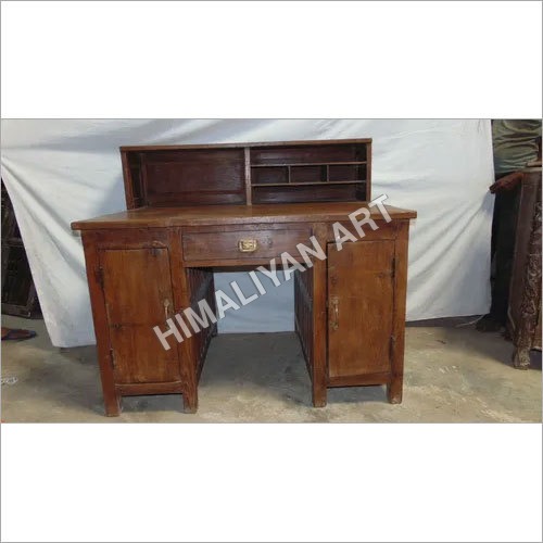 Designer Wooden Table Size: 120X97X87