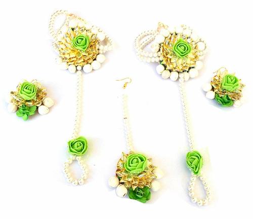 Pearl Green Flower Gota Patti Maang Tika Earring