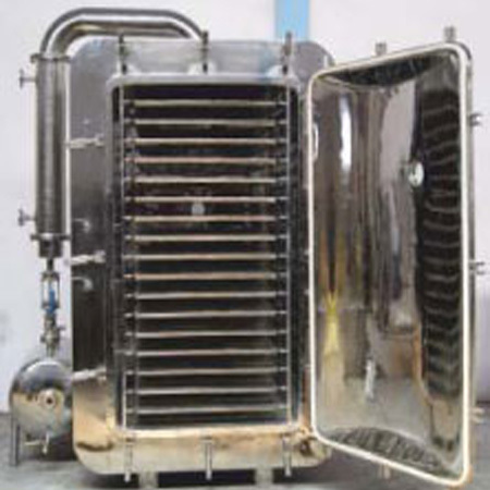 Vacuum Tray Dryer
