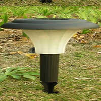 Solar Outdoor Garden Light - Material: Aluminium