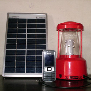 6B - 3B Solar LED Lantern