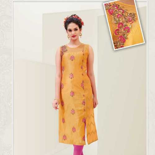 Chanderi Kurti - Silk Fabric, Sizes L to XXXL , Breathable and Non-Toxic with Printed Pattern and Bead Decoration