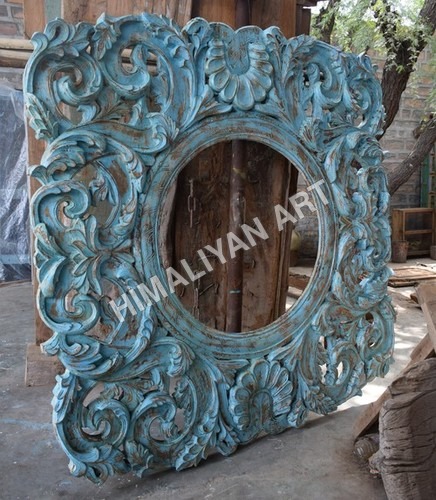 Polishing Wooden Mirror Frame