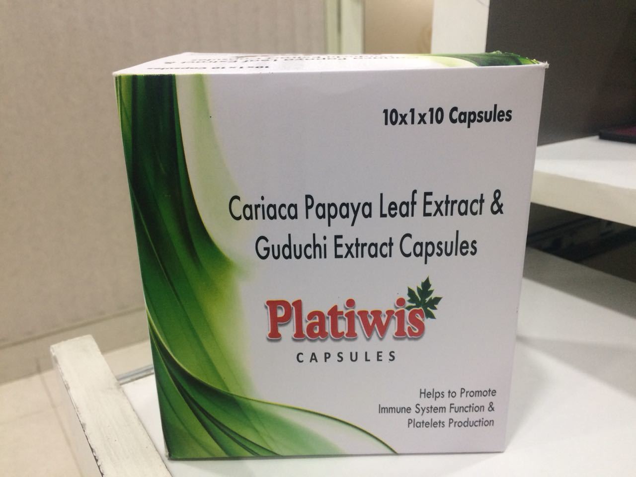 Carica Papaya Leaf And Guduchi Extract Capsule