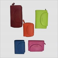 Ladies Leather Wallets Design: Round Without Stitch On Flap