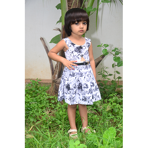 Girls Printed Frock Age Group: 0 To 5Yr
