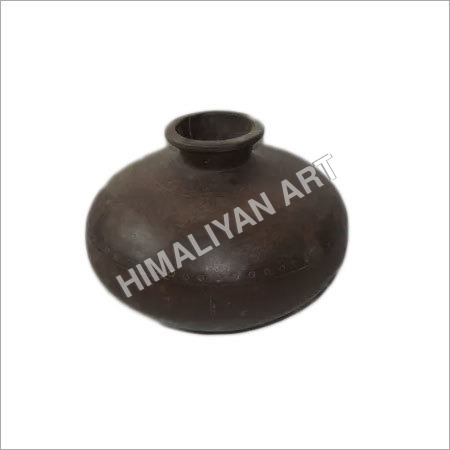 Iron Pot Dimension(L*W*H): 35X27X35 Centimeter (Cm)