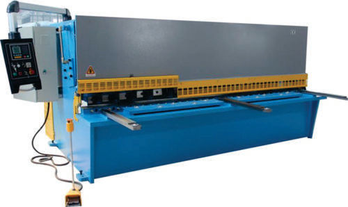 HYDRAULIC GUILLOTINE MACHINE