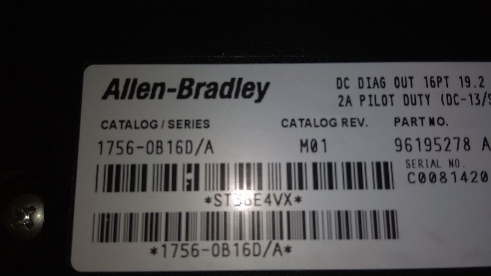 ALLEN BRADLEY INPUT OUTPUT MODULE