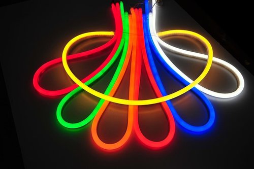 Rope Light Application: Outdoor & Outdoor